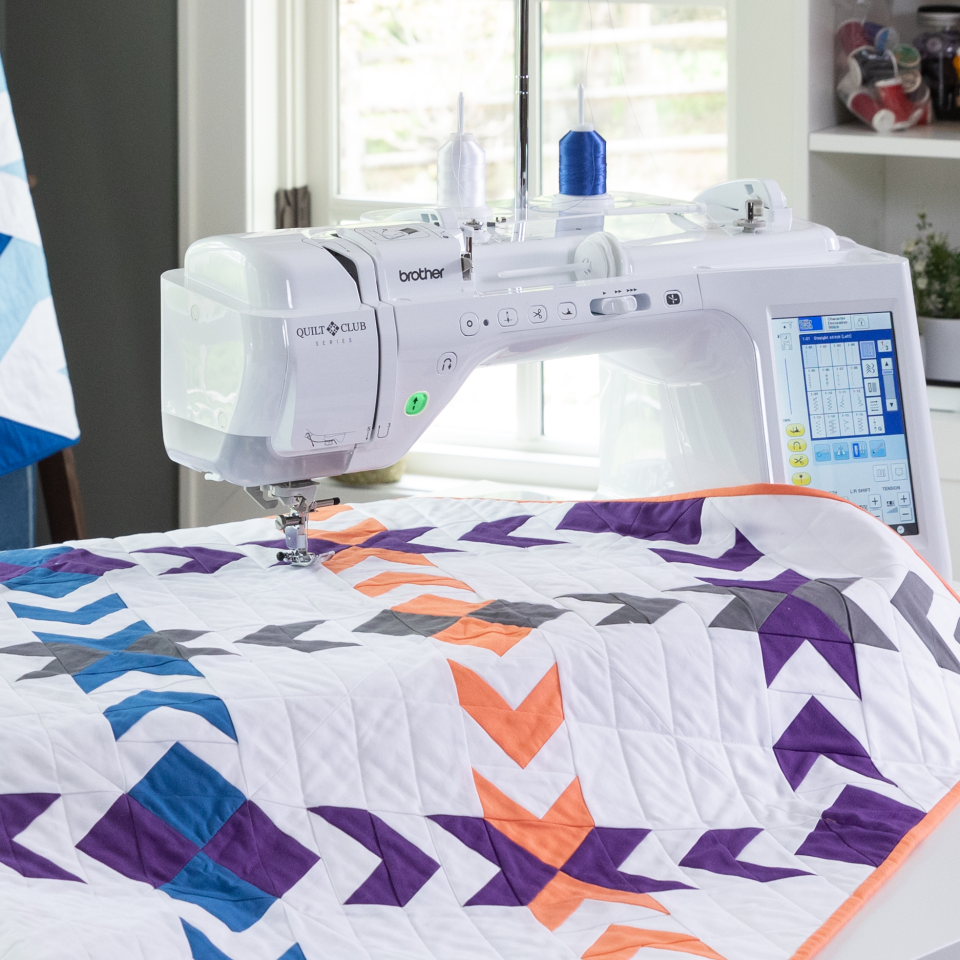 BQ2500 Sewing & Quilting Machine